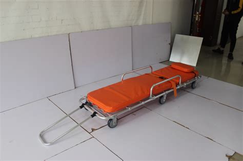 High Quality Medical Devices Emergency Aluminum Alloy Ambulance