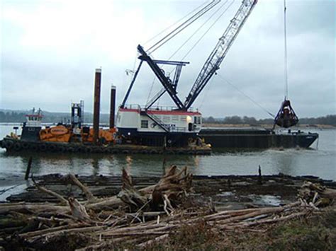 Port Of Grays Harbor Maintenance Dredge