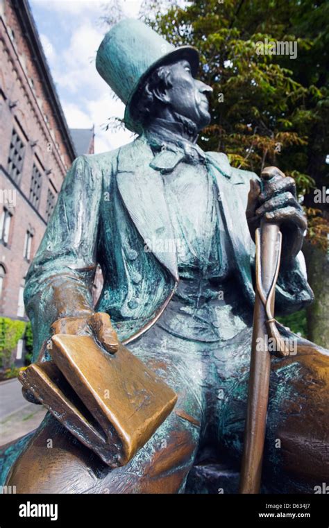 Hans Christian Andersen Statue Kopenhagen Nord Seeland D Nemark