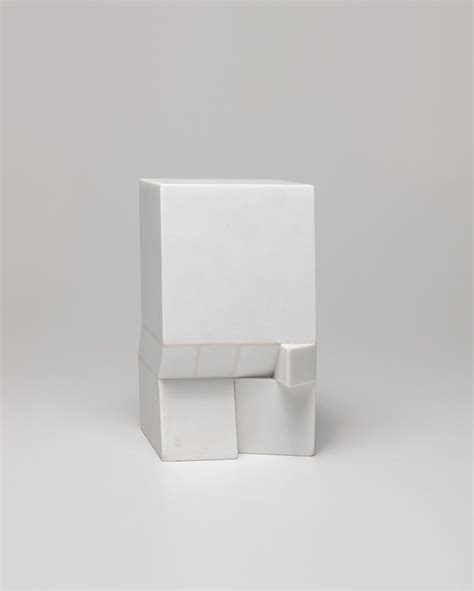 Minimalist Sculptures - What makes them aesthetic? | Aesence®