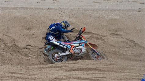 In Beeld De Zwaarste Strandrace Op Scheveningen De Red Bull Knock Out