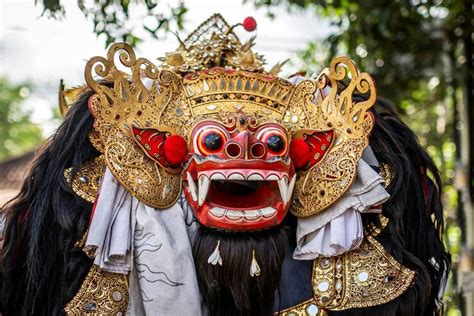 Mitos Tentang Barong Sang Makhluk Mitologi Asal Bali Penjaga