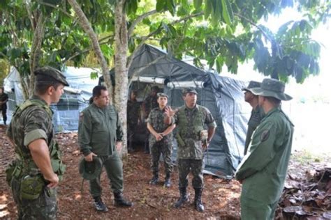 Militares Venezuelanos Nesse S Bado Visitaram Batalh O De Selva Do