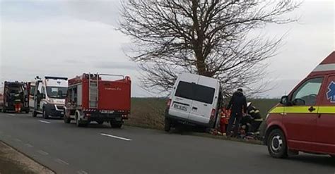 Accident grav la ieșirea din Curtici spre Sântana În mașină s a aflat