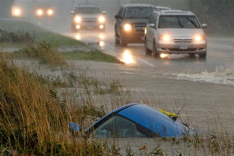 Colombie Britannique Des Pluies Torrentielles Provoquent Inondations