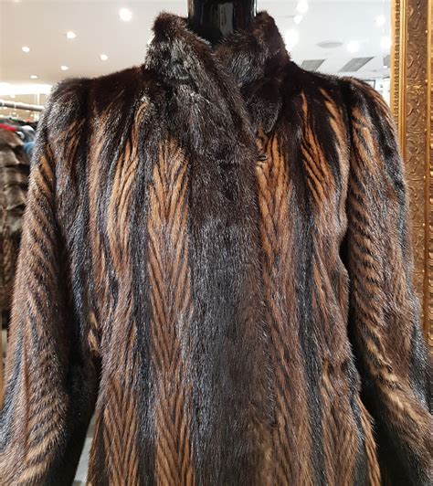 90s Vintage Mink Fur Coat Chevron Herringbone Cut Black Caramel Size 6