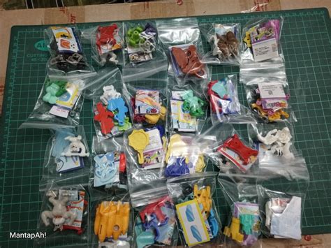 Kinder Joy Toys LOT, Hobbies & Toys, Toys & Games on Carousell