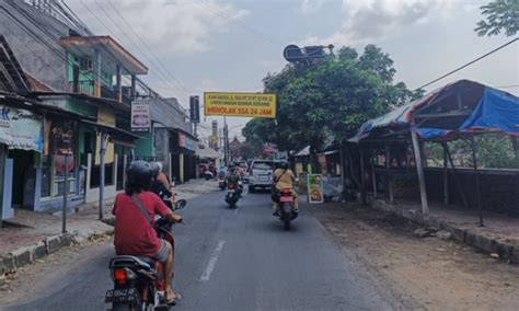 Jalan Sistem Satu Arah Warga Jember Bahaya Dan Rawan Kecelakaan