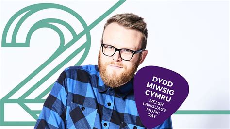 BBC Radio Cymru 2 Sioe Frecwast Huw Stephens