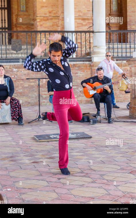 Male Flamenco Dancer Hi Res Stock Photography And Images Alamy