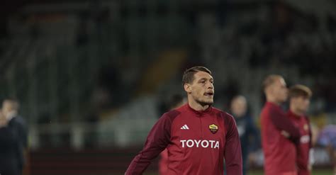 Calciomercato Serie A Roma E Fiorentina Pensano Allo Scambio Belotti