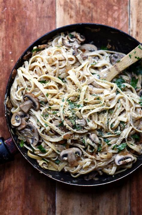 Creamy Vegan Mushroom Fettuccine Alfredo Best Of Vegan