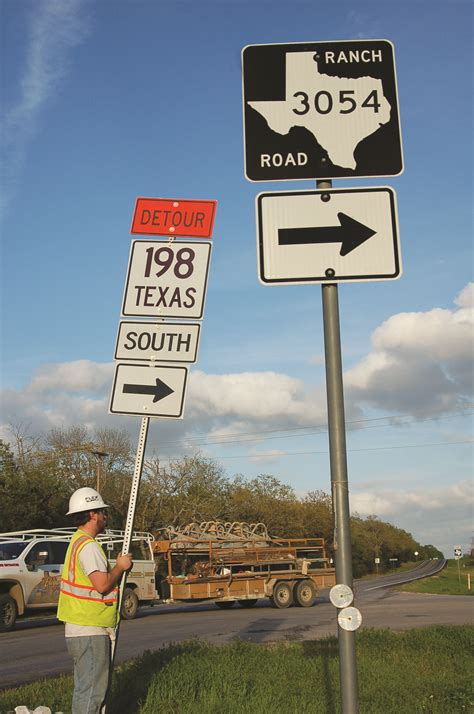 Georges Rd traffic detour causes delays for local shoppers