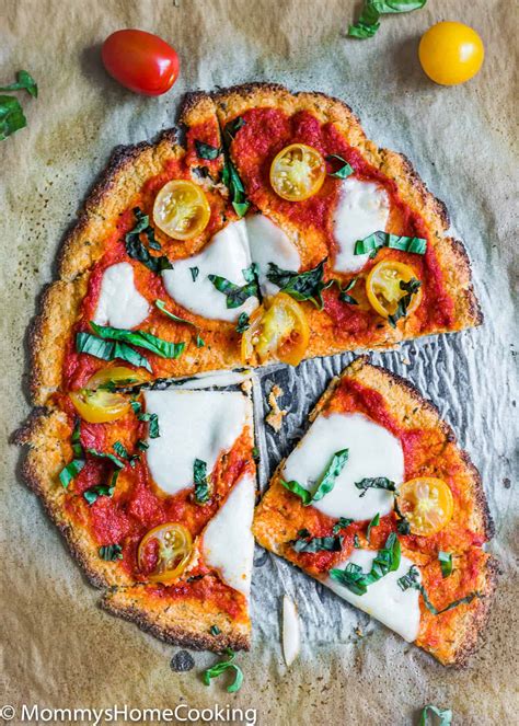 Eggless Cauliflower Pizza Crust Mommys Home Cooking Karinokada