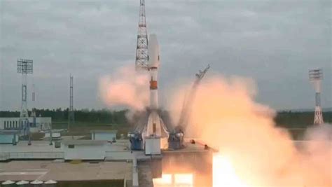 Video Russia Launches Its First Lunar Mission In Modern History Video Dailymotion