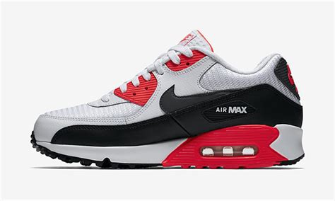 Nike Air Max 90 Essential Bright Crimson Sneaker Bar Detroit