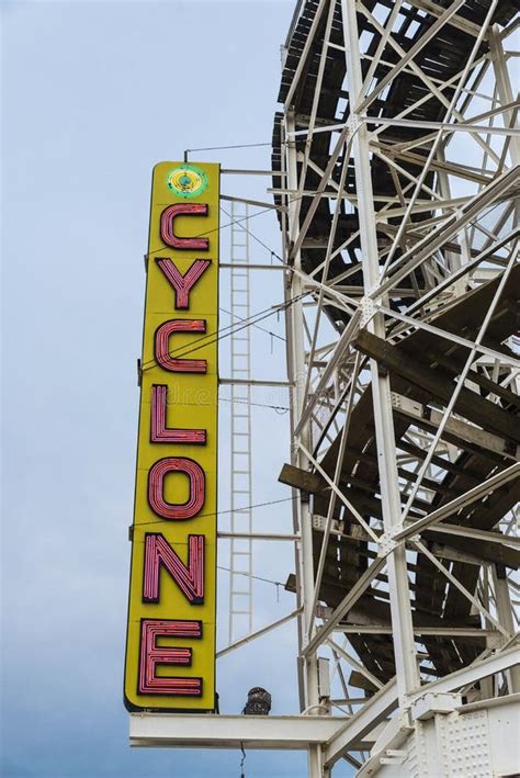 Parc Dattractions De Luna Park En Plage De Coney Island New York City