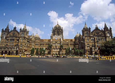 Churchgate Station Mumbai Maharashtra Stock Photo - Alamy