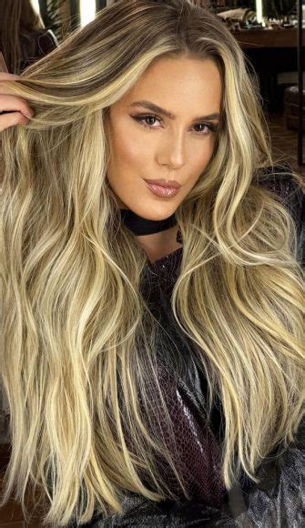 Sophisticated Hair Colour Ideas For A Chic Look Smokey Blonde Long Hair