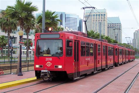 San Diego Trolley and The Coaster | Railfanning From Your Hotel Room | Gateway NMRA