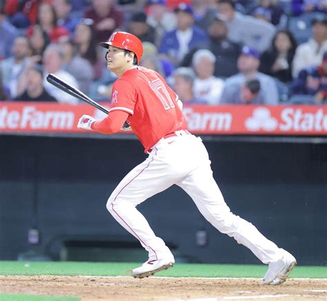 大谷翔平が今季絶好調、全13試合安打で打率4割7分4厘 本拠地初ゲームで3打数2安打 スポーツ報知