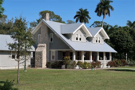 Metal Roof and Siding Color Combinations - Heaven Gables