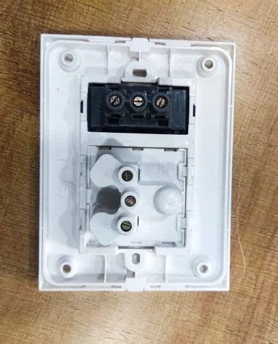 A Anchor Penta Modular Flat Switch Socket Pvc At Best Price In