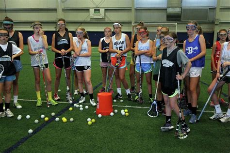 Darien S Lindley Hosts Incoming Freshmen Girls Lacrosse Camp In Norwalk