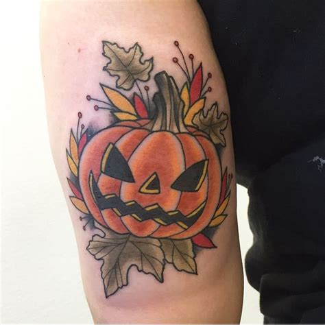 Pin by XKylee🎃 on Tattoos | Halloween tattoos, Pumpkin tattoo, Autumn ...