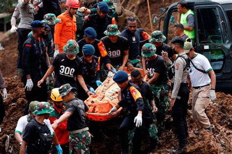 Terremoto na Indonésia Número de mortos sobe para 268 22 11 2022