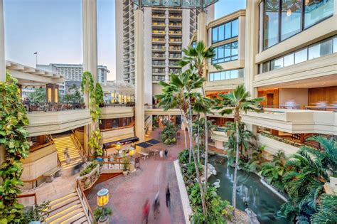 8 Family-Friendly Honolulu Resorts for 2026