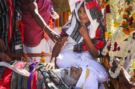 Funeral Ritual of South India Tribe Brings Members Together, Keeps ...