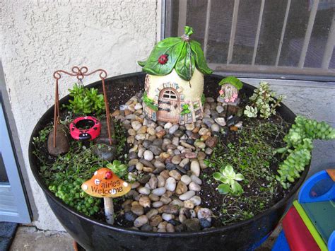 31 Magical Fairy Gardens To Recreate