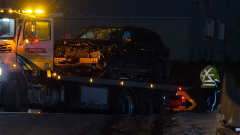 Un Ado à Bord Dun Vus Volé Arrêté Après Avoir Tenté De Fuir Les