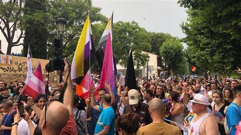 El municipio valenciano de Nàquera marcha en defensa del Orgullo tras