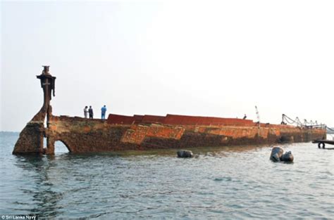 Massive 452ft British merchant ship that sunk in WWII is finally raised ...