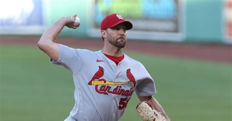 Adam Wainwright Reportedly Will Return to Cardinals for 2023 MLB Season ...