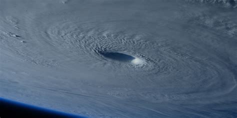 Most Dangerous Typhoon In History - The Best Picture History