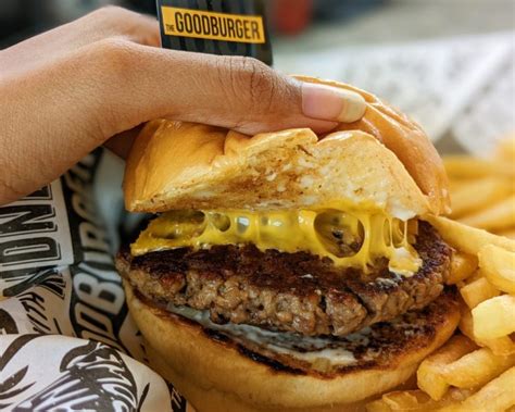 The Good Burger Food Truck Selling Explosive Plant Based Beef