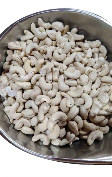 W Whole Dry Fruits Cashew Nuts At Rs Kg Raw Cashews In