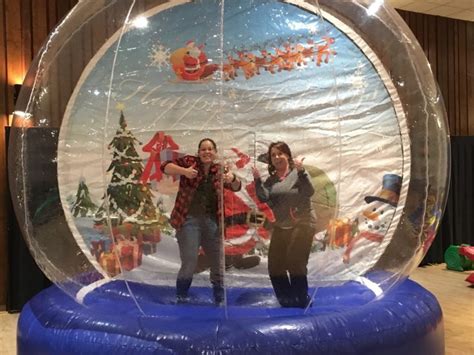 Life Size Snow Globe for Christmas (LS-SNOWG) – Carnivals for Kids at Heart