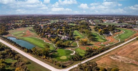 Living at Firethorn - Firethorn Golf Club - Lincoln, NE