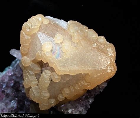 Calcite on Amethyst Unusual shape " triangular crystal " and generation ...