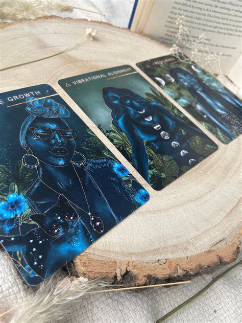 The Sacred Moon Goddess Oracle Deck ™ 40 Large Cards Matte Finish