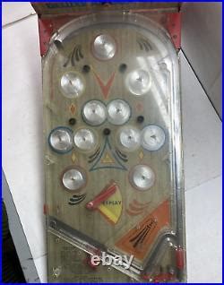 Vintage metal tabletop pinball machine | Pinball Machines