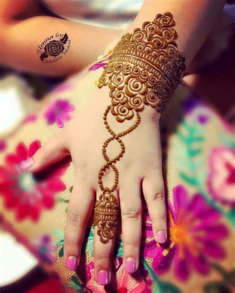 Pin By Bint E Iqbal On Mahanadi Desgins Finger Henna Mehndi