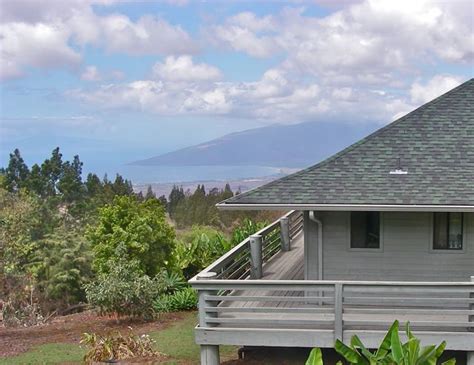 Kula Maui Hawaii Real Estate Newsletter - October 2010