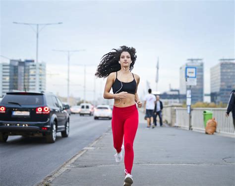 Cómo puedo correr más rápido entrena y juega