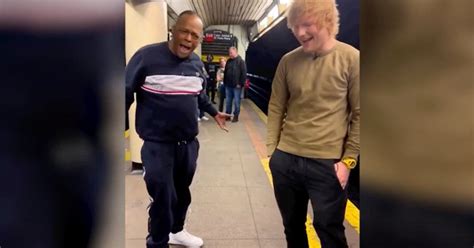 Ed Sheeran Canta Eyes Closed Con Un Artista Di Strada Nella