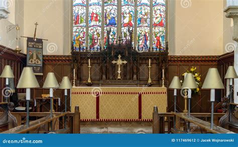 Altar De La Iglesia Parroquial De St Mary La Virgen Fotografía